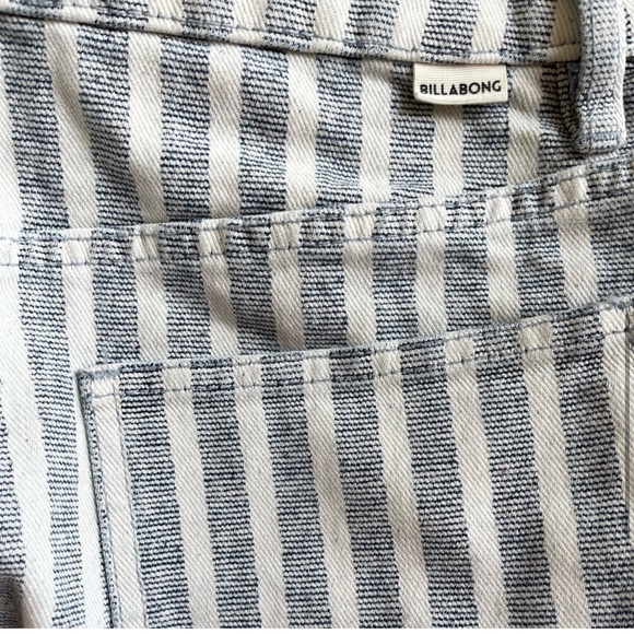 🔥 BILLABONG CUTE AS INDIGO DENIM SKIRT 🔥 - Picture 7 of 10